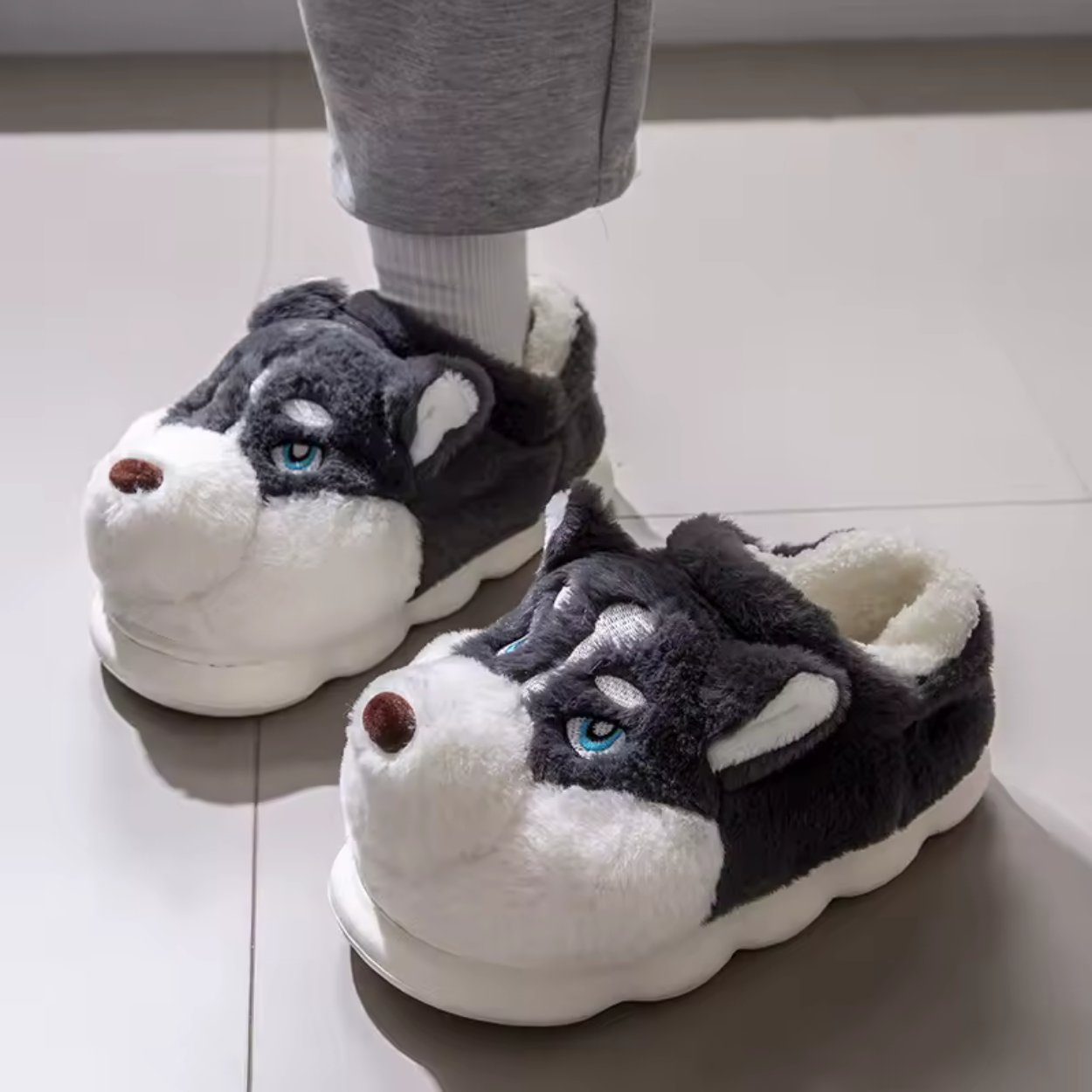 Pantofole Morbide e Confortevoli a Forma di Cane in Peluche