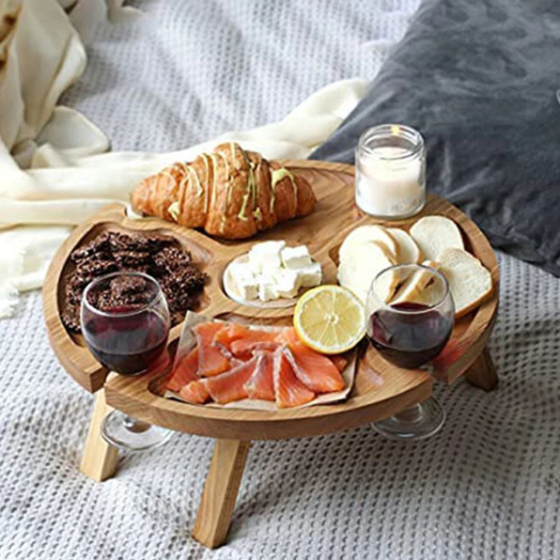 Tavolo da Aperitivo in Legno Plantee Design Elegante