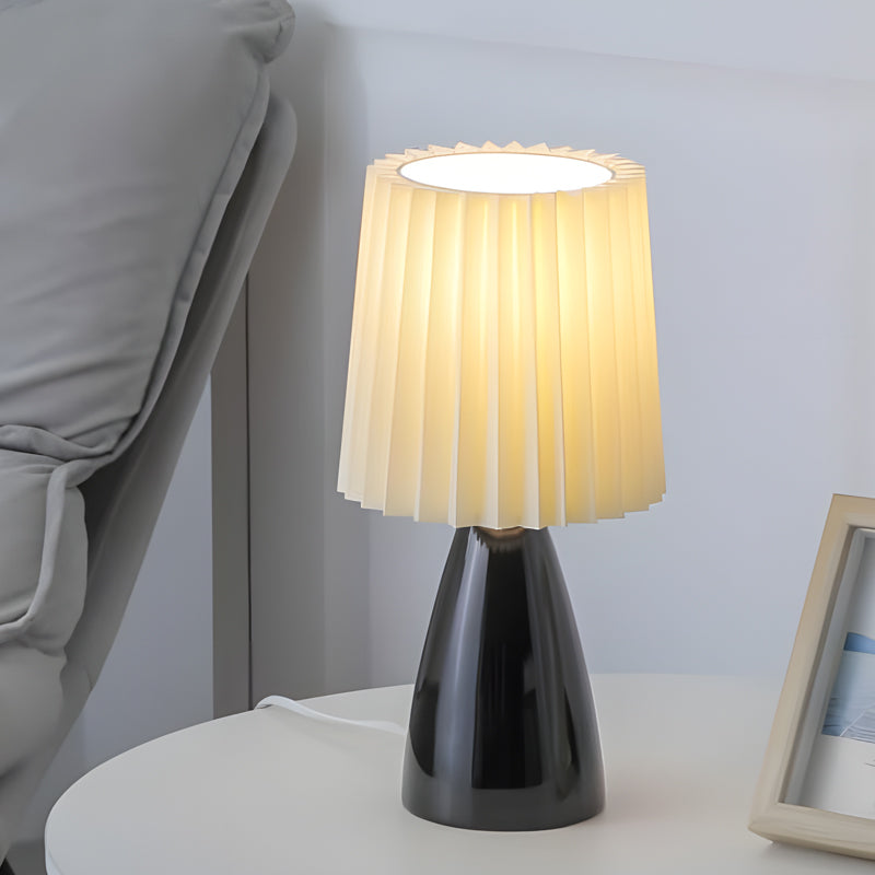 Lampada da Tavolo Elegante in Tessuto con Base in Vetro e Presa USB