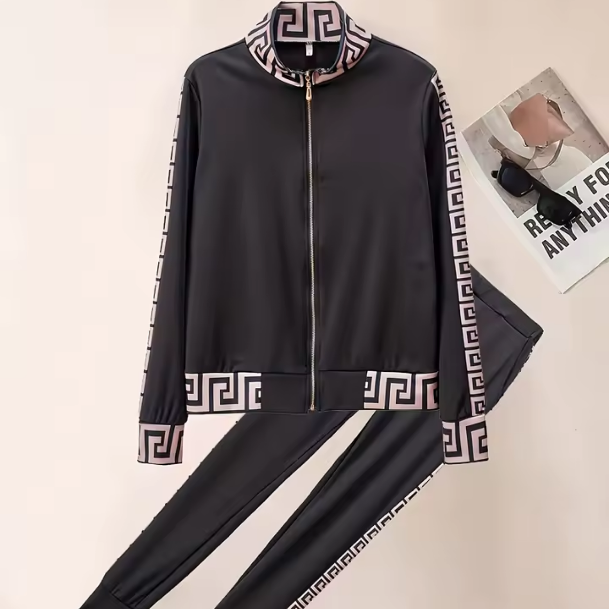 Completo Tuta Casual con Motivo Greco Elegante