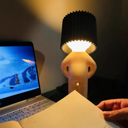 Lampada da Scrivania Originale a Forma di Figurina